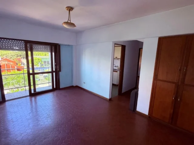 Departamentos, pisos y semipisos en Venta — 9 DE JULIO 4200
