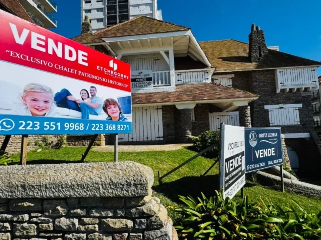 Casas, chalets en Venta — PAUNERO 2100