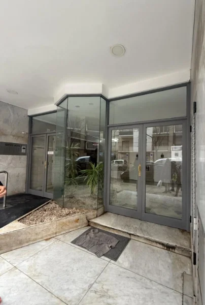 Departamentos, pisos y semipisos en Venta — Falucho 2100