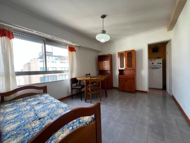 Departamentos, pisos y semipisos en Venta — Falucho 2500