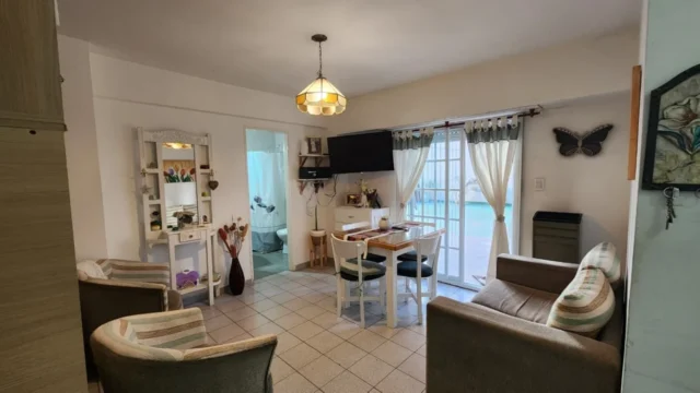 Departamentos, pisos y semipisos en Venta — Alsina 2200
