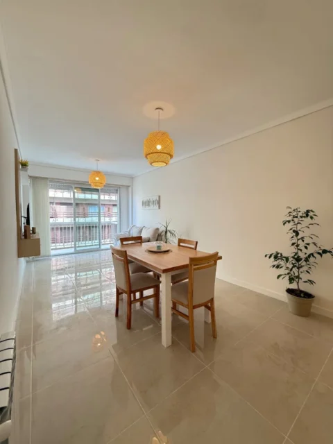 Departamentos, pisos y semipisos en Venta — Av. Colón 2000