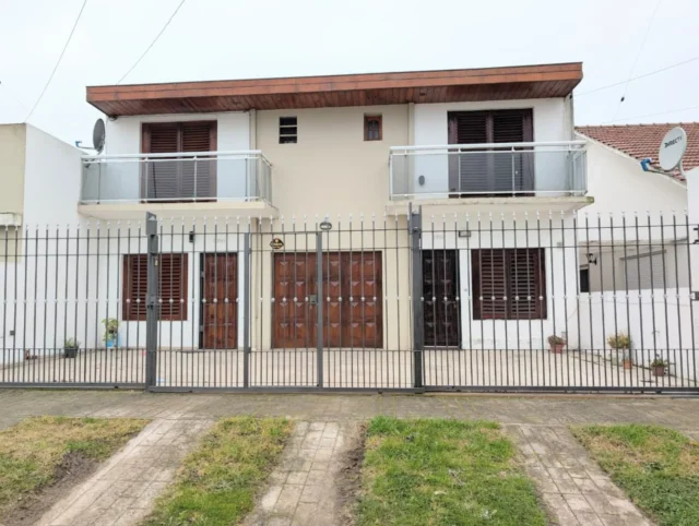 Dúplex en Venta — Soler y Rondeau