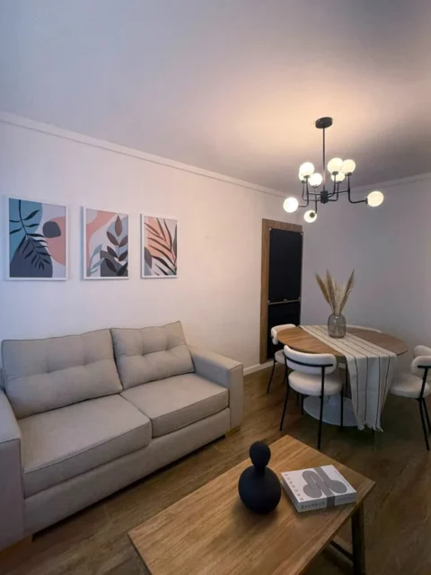 Departamentos, pisos y semipisos en Venta — Colón 2236
