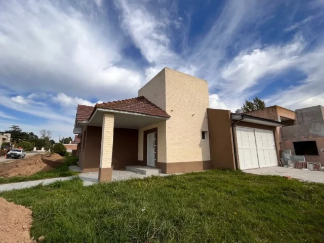 Casas, chalets en Venta — C. 45 1026