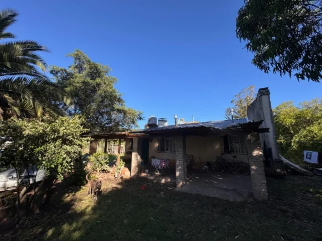 Casas, chalets en Venta — C. 48