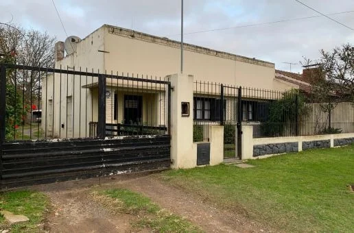 Casas, chalets en Venta — c. 20 1133