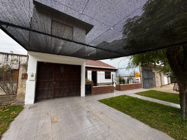 Casas, chalets en Alquiler — C. 28 233
