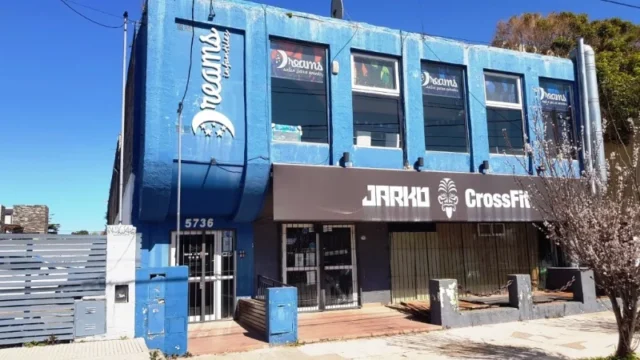 Locales en Venta — Avenida Constitución 5754