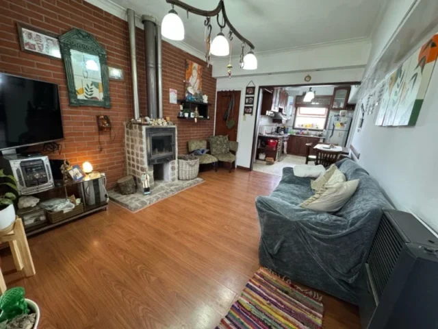 Casas, chalets en Venta — Lopez y Planes 175