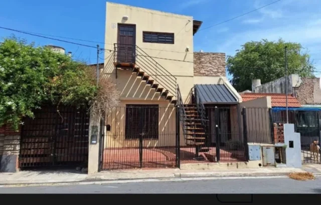 Casas, chalets en Venta — El Cano 6130