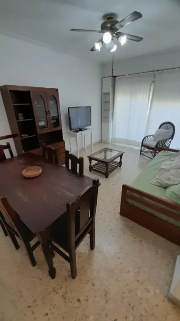 Departamentos, pisos y semipisos en Alquiler por Día — CORRIENTES 2000