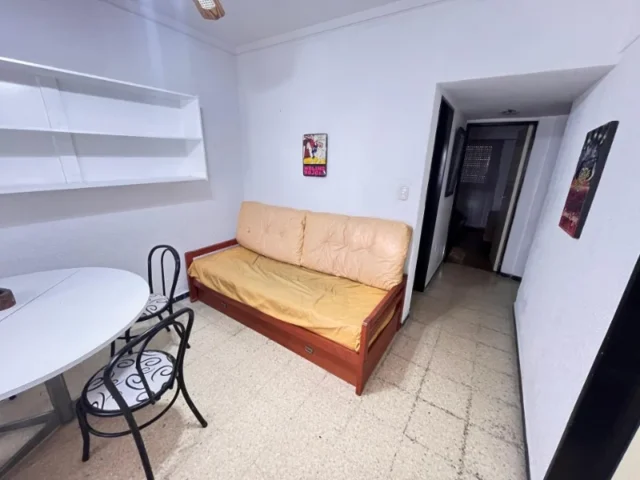 Departamentos, pisos y semipisos en Alquiler para Estudiantes — BV. MARITIMO 2400