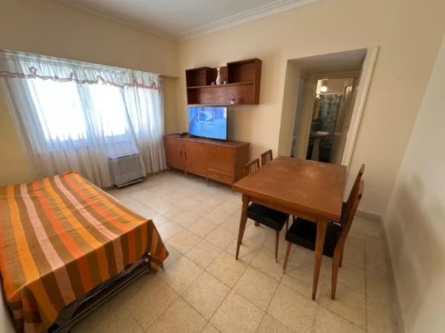 Departamentos, pisos y semipisos en Venta — AV. COLON 1700