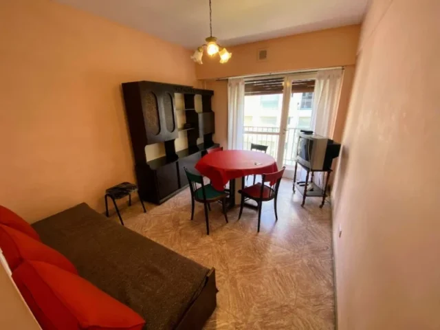 Departamentos, pisos y semipisos en Alquiler Temporario — Arenales 2458