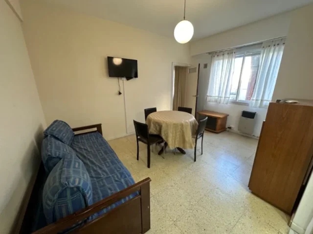 Departamentos, pisos y semipisos en Venta — Luro 2368