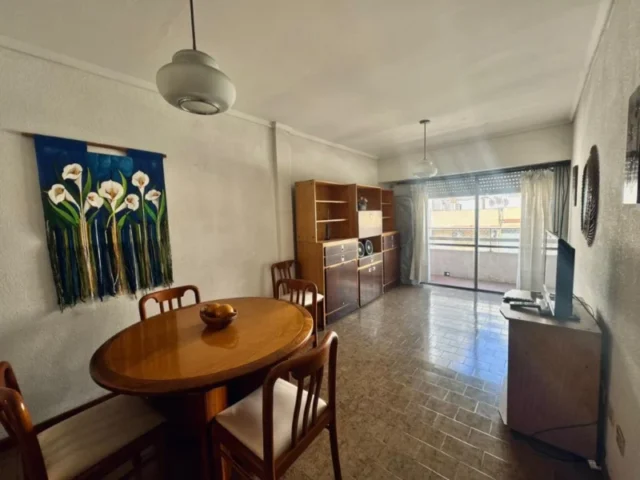 Departamentos, pisos y semipisos en Alquiler Temporario — Arenales 2300