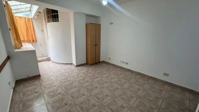 Departamentos, pisos y semipisos en Alquiler — AV. COLON 1800