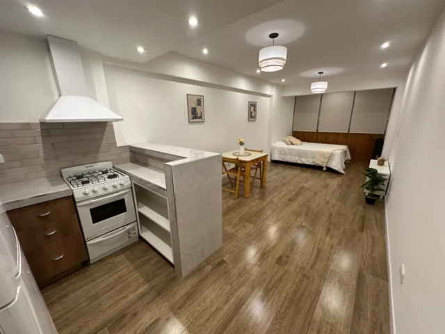 Departamentos, pisos y semipisos en Venta — Av. Colon 1348
