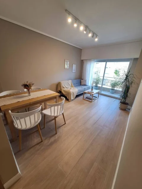 Departamentos, pisos y semipisos en Venta — Sgo del Estero 2177