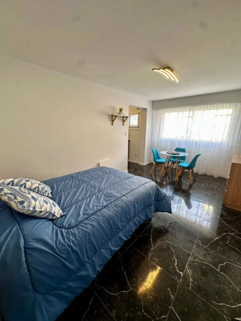 Departamentos, pisos y semipisos en Venta — Las Heras 2385