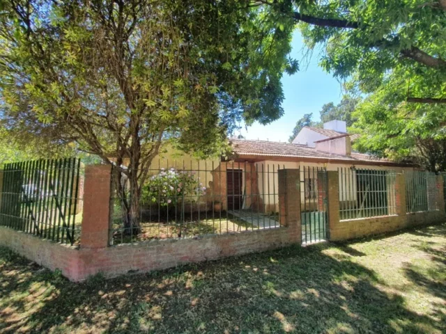 Casas, chalets en Venta — cardiel 7493