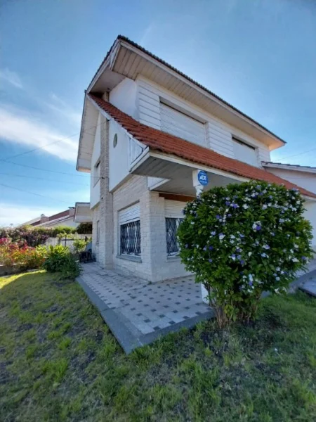 Casas, chalets en Venta — Napoles 2100