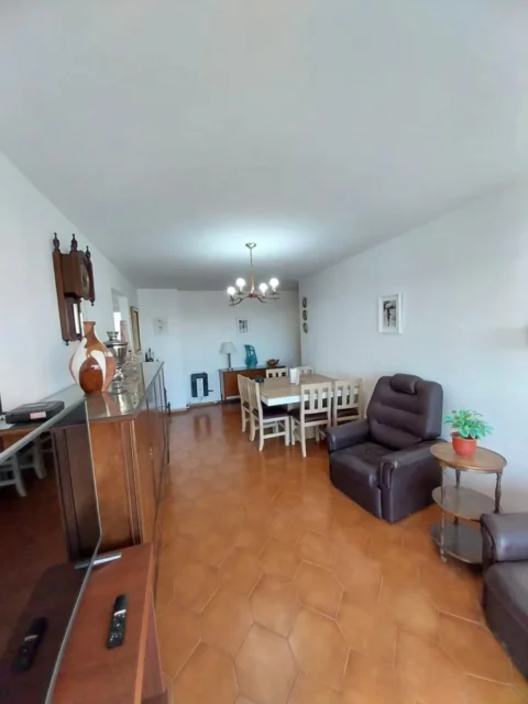 Departamentos, pisos y semipisos en Venta — Av. Colon 1500