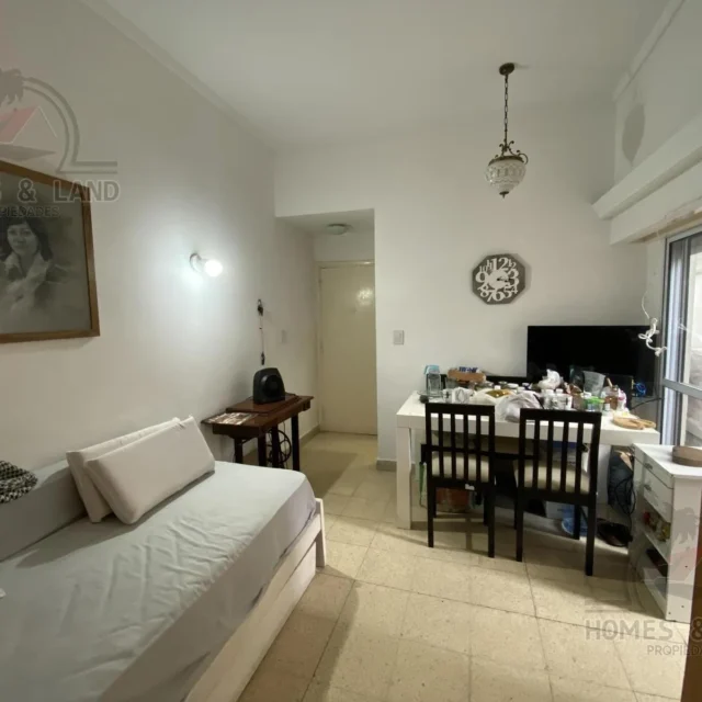 Departamentos, pisos y semipisos en Venta — av. Colon 2400