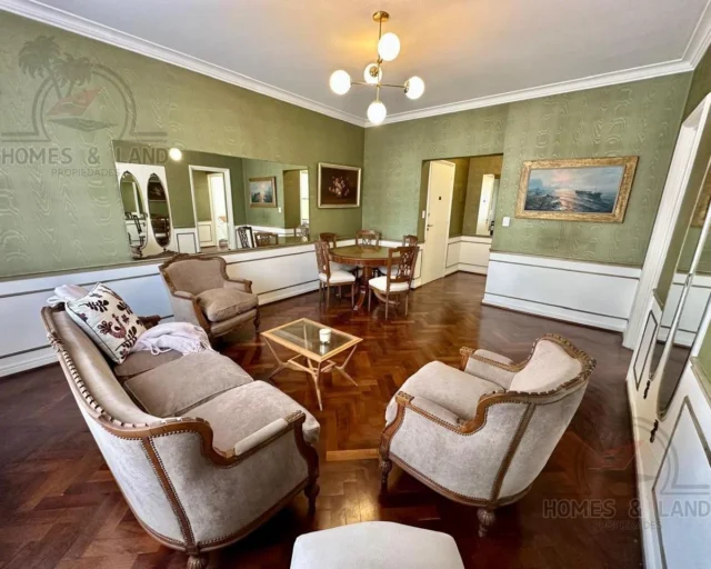 Departamentos, pisos y semipisos en Venta — Rivadavia 2400