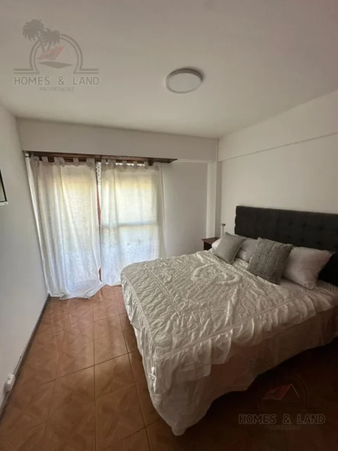 Departamentos, pisos y semipisos en Venta — Derqui 900