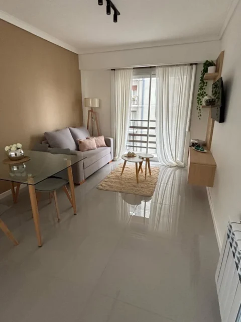Departamentos, pisos y semipisos en Venta — Santiago del Estero 1554 7 C