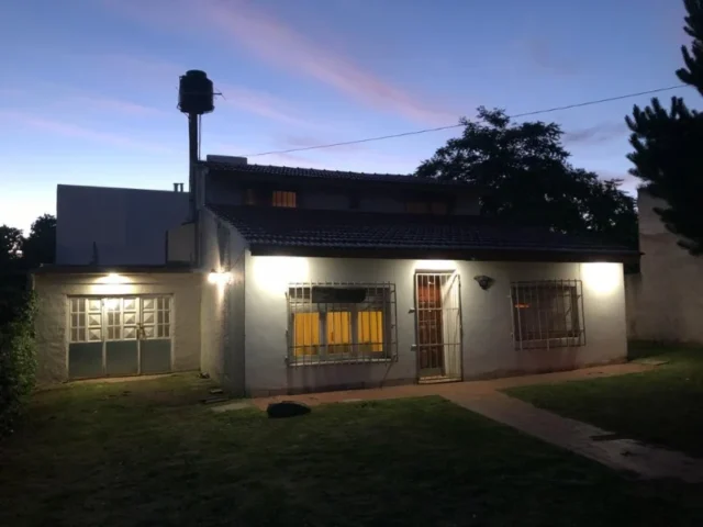 Casas, chalets en Venta — Jilguero 131