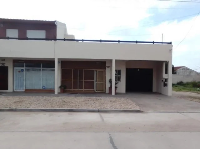 Locales en Venta — Mario Bravo 1400