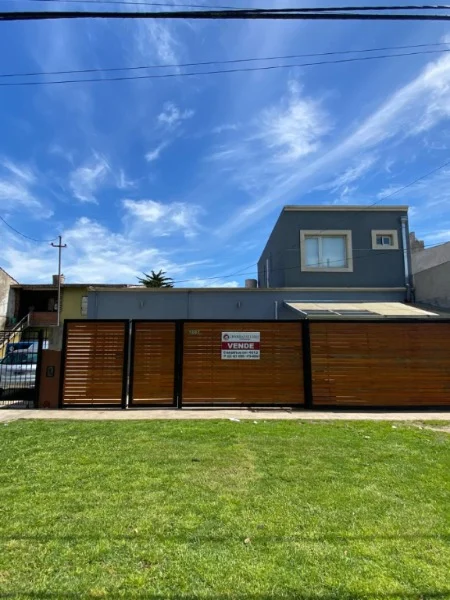 Casas, chalets en Venta — della paollera 1200