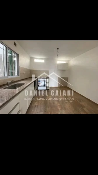 Dúplex en Alquiler — Av Tejedor 2100