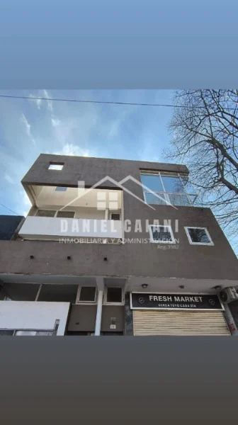 Dúplex en Alquiler — Avenida Libertad 3800