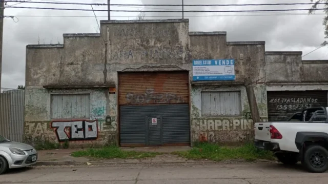 Galpones en Venta — 25 de mayo y Bordabehere
