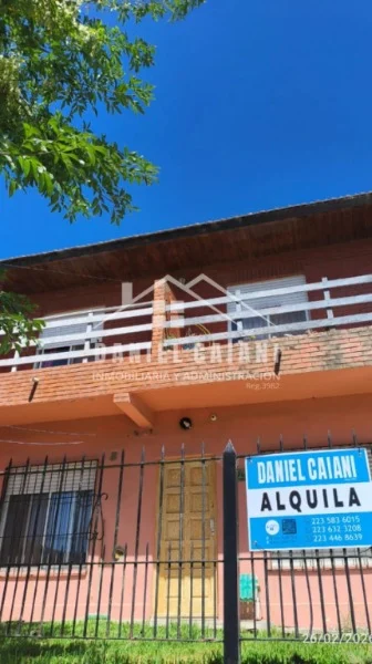 PH en Alquiler para Estudiantes — calle 457 al 400