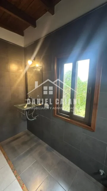 Casas, chalets en Alquiler — PEUMAYEN 827