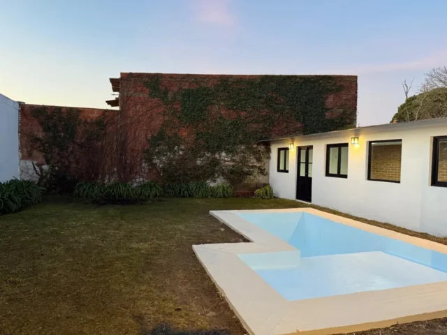 Casas, chalets en Venta — Rejón 6900