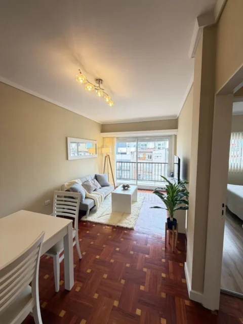 Departamentos, pisos y semipisos en Venta — MORENO 2234
