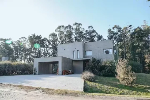 Casas, chalets en Venta — las focas 900