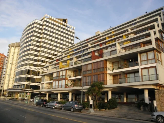 Departamentos, pisos y semipisos en Venta — Boulevard Marítimo 5659