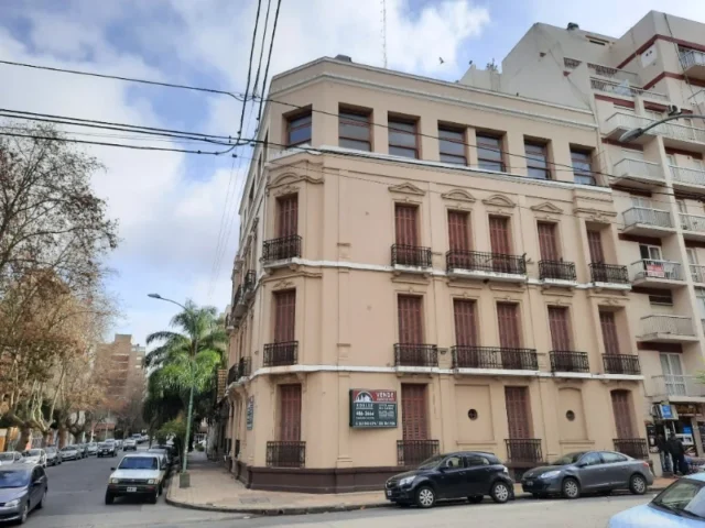 Hotel en Venta — 9 de Julio 2717