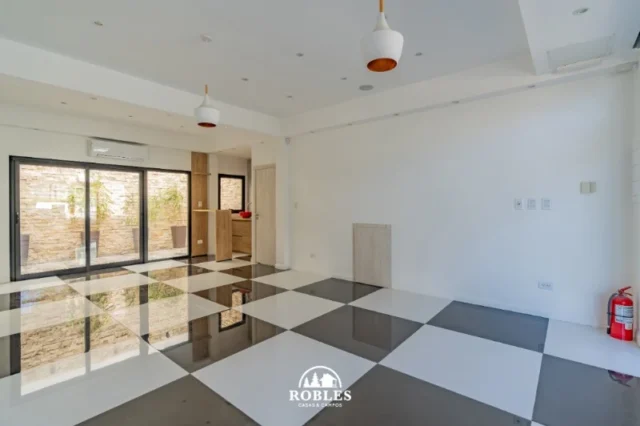 Oficinas en Venta — Rodriguez peña 2217