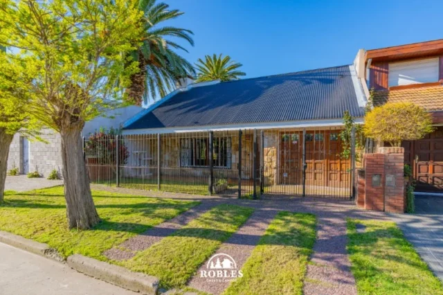 Casas, chalets en Venta — valencia 4655