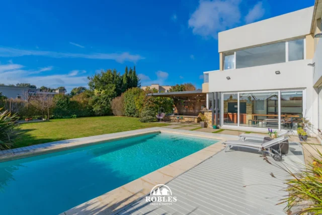 Casas, chalets en Venta — arenas del sur