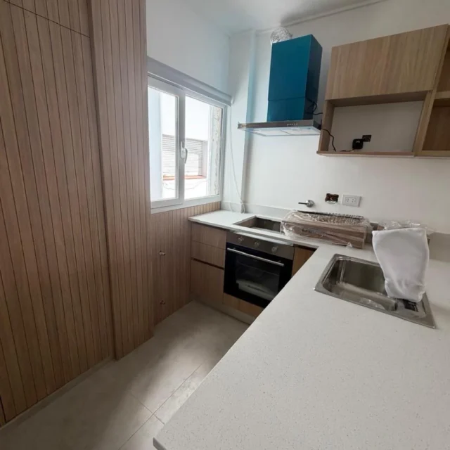 Departamentos, pisos y semipisos en Venta — La Rioja 2300