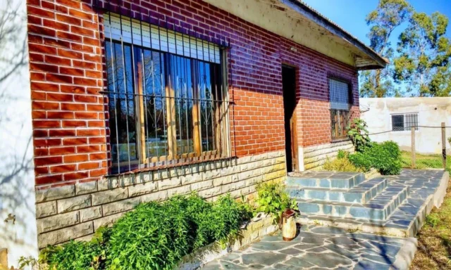 Casas, chalets en Venta — Ruta 226 - Vecinos Unidos 300